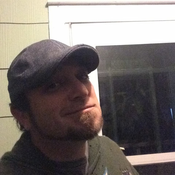 Meet your Posher, Joshua - Picture 1 of 1